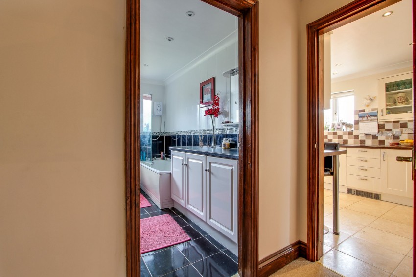 Images for St. Pauls Road North, Walton Highway, PE14 EAID:4037033056 BID:1d497ef6-e698-4427-833a-3b42529ac059