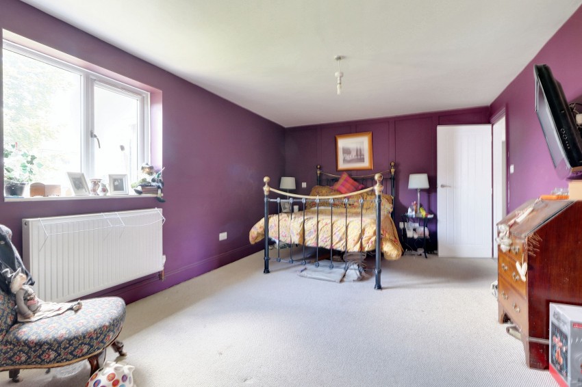 Images for Burrough Green, Newmarket, CB8 EAID:4037033056 BID:e22d2fe2-cd8a-4ee5-877e-aff44adbf8aa