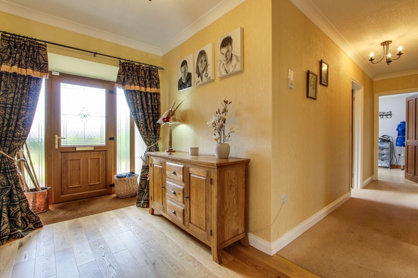 Images for Old Fendyke, Sutton St. James, PE12 EAID:4037033056 BID:1d497ef6-e698-4427-833a-3b42529ac059