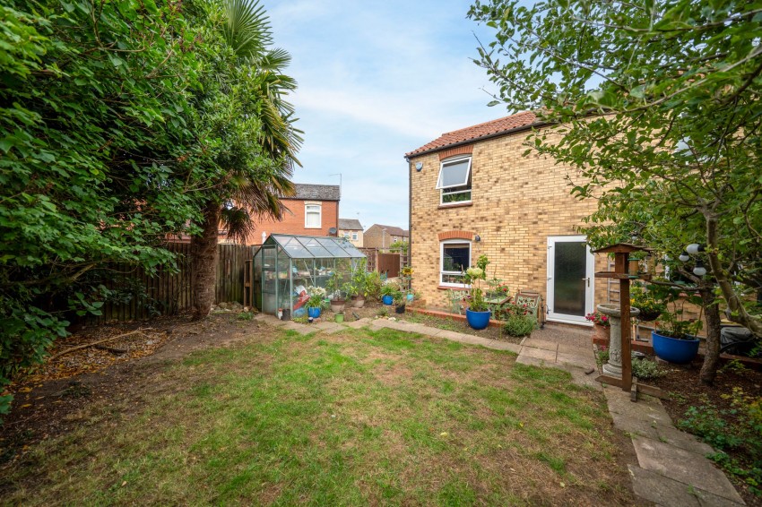Images for Brentwood Close, Cambridge, CB5 EAID:4037033056 BID:df7a2b8e-b283-433c-96bc-9990089caf32