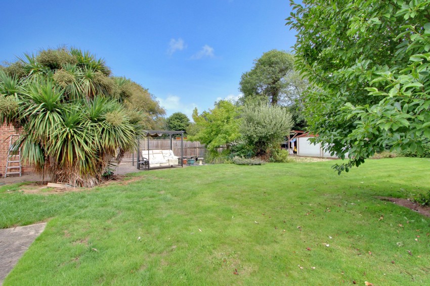 Images for Troughton Way, Leverington, PE13 EAID:4037033056 BID:1d497ef6-e698-4427-833a-3b42529ac059