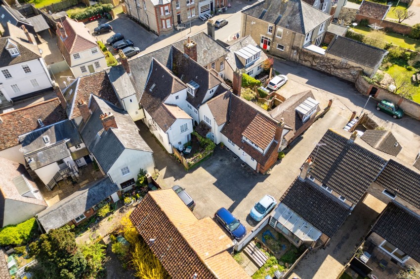Images for Holttums Yard, Linton, CB21 EAID:4037033056 BID:2f5b1148-b901-4d34-9e72-64b6a96df570