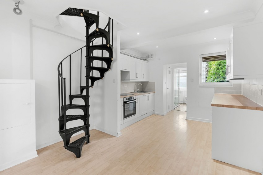 Images for Albert Street, Cambridge, CB4 EAID:4037033056 BID:df7a2b8e-b283-433c-96bc-9990089caf32