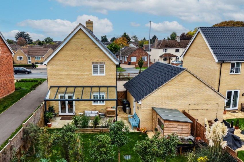 Images for Meadowhawk, Soham, CB7 EAID:4037033056 BID:e22d2fe2-cd8a-4ee5-877e-aff44adbf8aa