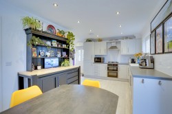 Images for Meadowhawk, Soham, CB7