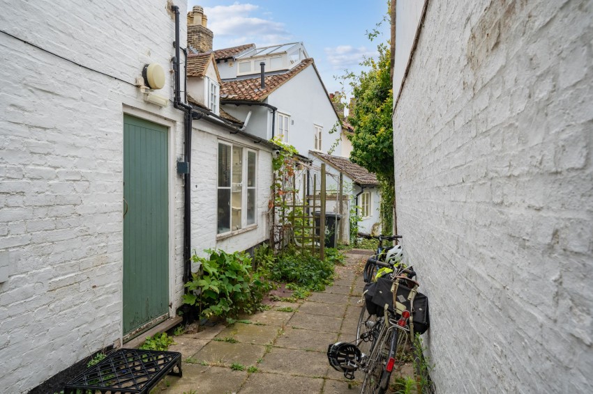Images for Castle Street, Cambridge, CB3 EAID:4037033056 BID:df7a2b8e-b283-433c-96bc-9990089caf32