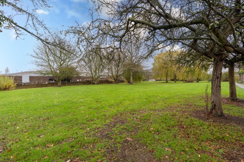 Images for Otter Close, Bar Hill, CB23 EAID:4037033056 BID:e9c2a2d5-4edb-4404-af16-967a1de68210