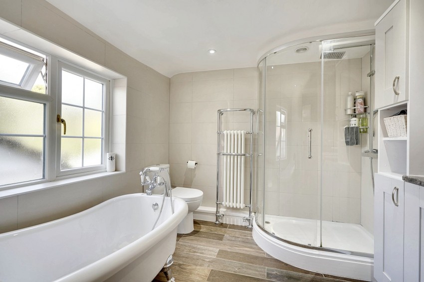 Images for Parsonage Lane, Burwell, CB25 EAID:4037033056 BID:e22d2fe2-cd8a-4ee5-877e-aff44adbf8aa