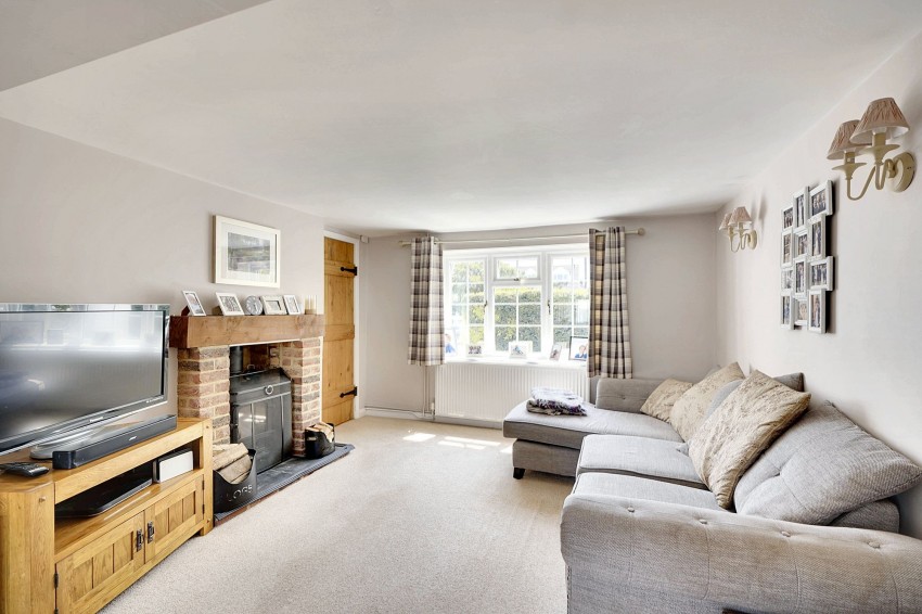 Images for Parsonage Lane, Burwell, CB25 EAID:4037033056 BID:e22d2fe2-cd8a-4ee5-877e-aff44adbf8aa