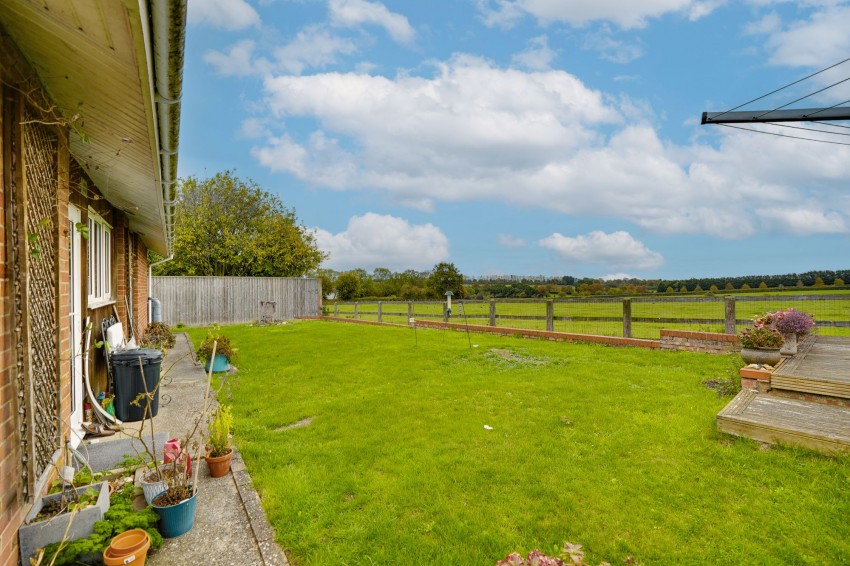 Images for Holland Park, Cheveley, CB8 EAID:4037033056 BID:e22d2fe2-cd8a-4ee5-877e-aff44adbf8aa