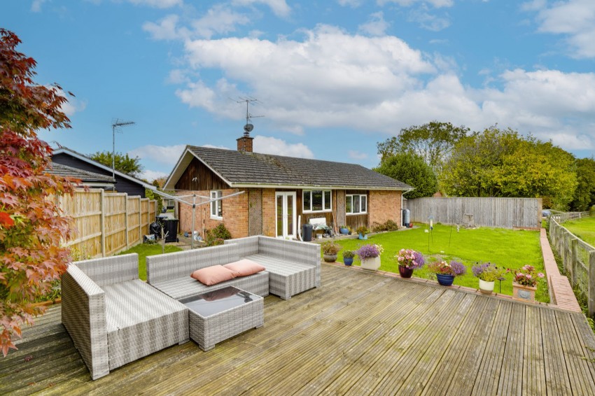 Images for Holland Park, Cheveley, CB8 EAID:4037033056 BID:e22d2fe2-cd8a-4ee5-877e-aff44adbf8aa