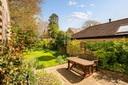 Images for De Freville Avenue, Cambridge, CB4