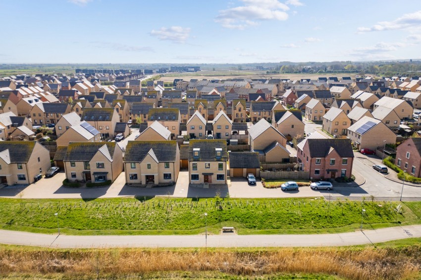 Images for Heron Road, Northstowe, CB24 EAID:4037033056 BID:e9c2a2d5-4edb-4404-af16-967a1de68210