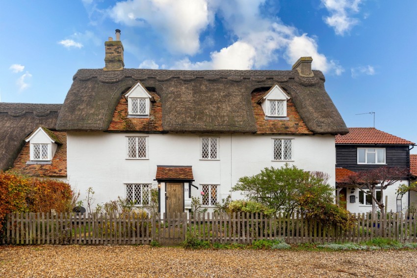 Images for Burton End, West Wickham, CB21 EAID:4037033056 BID:2f5b1148-b901-4d34-9e72-64b6a96df570