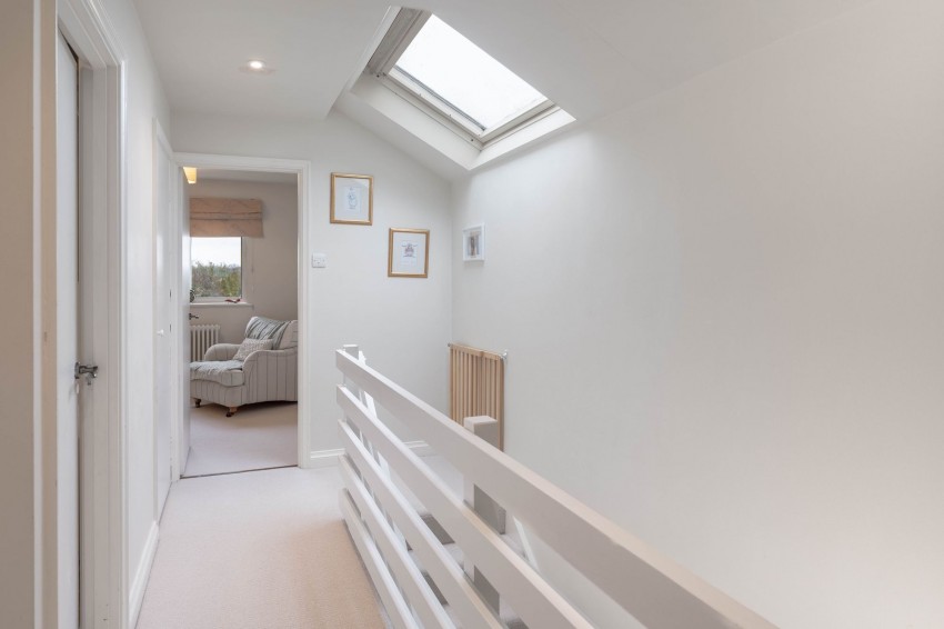 Images for Burton End, West Wickham, CB21 EAID:4037033056 BID:2f5b1148-b901-4d34-9e72-64b6a96df570