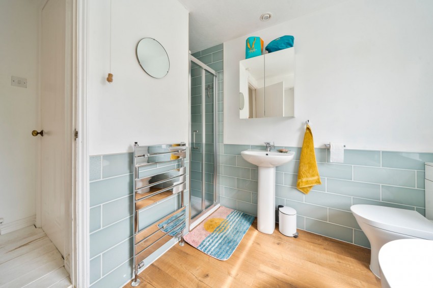 Images for Cherry Hinton Road, Cambridge, CB1 EAID:4037033056 BID:df7a2b8e-b283-433c-96bc-9990089caf32