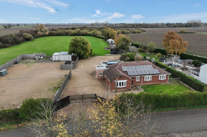 Images for Marsh Road, Walpole St. Andrew, PE14 EAID:4037033056 BID:1d497ef6-e698-4427-833a-3b42529ac059