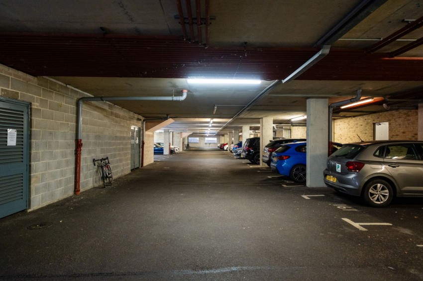 Images for Scholars Walk, Cambridge, CB4 EAID:4037033056 BID:df7a2b8e-b283-433c-96bc-9990089caf32