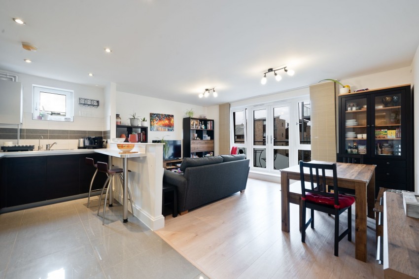 Images for Scholars Walk, Cambridge, CB4 EAID:4037033056 BID:df7a2b8e-b283-433c-96bc-9990089caf32