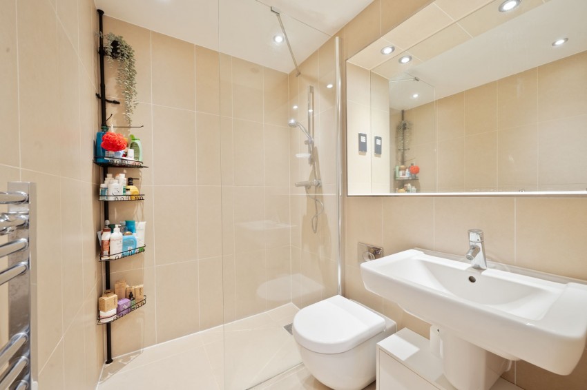 Images for Scholars Walk, Cambridge, CB4 EAID:4037033056 BID:df7a2b8e-b283-433c-96bc-9990089caf32