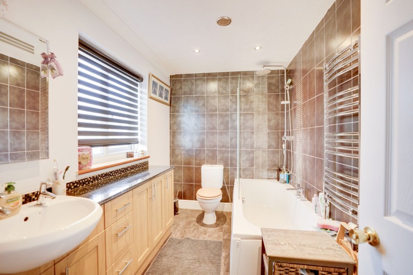Images for Elizabeth Way, Burrough Green, CB8 EAID:4037033056 BID:e22d2fe2-cd8a-4ee5-877e-aff44adbf8aa