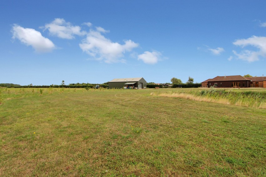 Images for Trinity Road, Walpole Highway, PE14 EAID:4037033056 BID:1d497ef6-e698-4427-833a-3b42529ac059