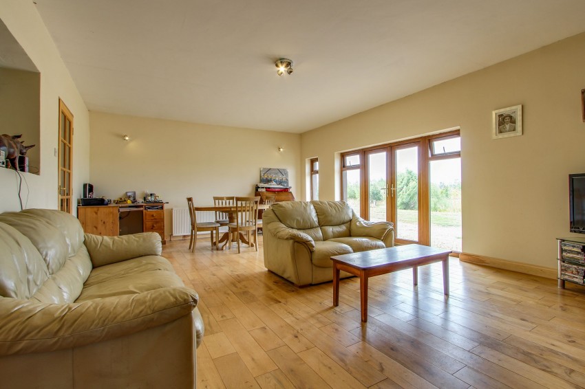 Images for Trinity Road, Walpole Highway, PE14 EAID:4037033056 BID:1d497ef6-e698-4427-833a-3b42529ac059