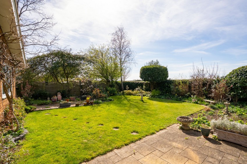 Images for Duxford Road, Whittlesford, CB22 EAID:4037033056 BID:2f5b1148-b901-4d34-9e72-64b6a96df570