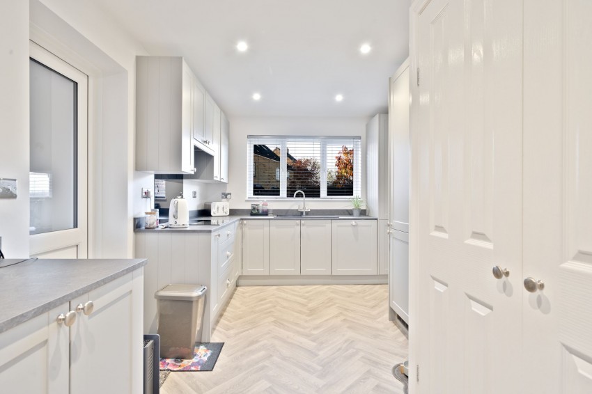 Images for Fishers Bank, Littleport, CB6 EAID:4037033056 BID:d3db0e0c-3850-402c-b88b-52680bec4ac9