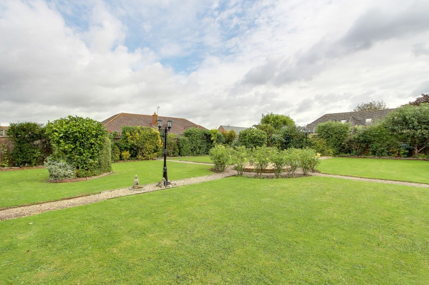 Images for Leverington Common, Leverington, PE13 EAID:4037033056 BID:1d497ef6-e698-4427-833a-3b42529ac059