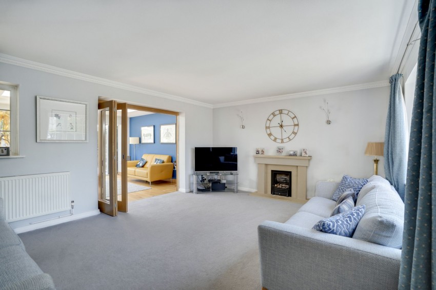 Images for Hamilton Road, Newmarket, CB8 EAID:4037033056 BID:e22d2fe2-cd8a-4ee5-877e-aff44adbf8aa