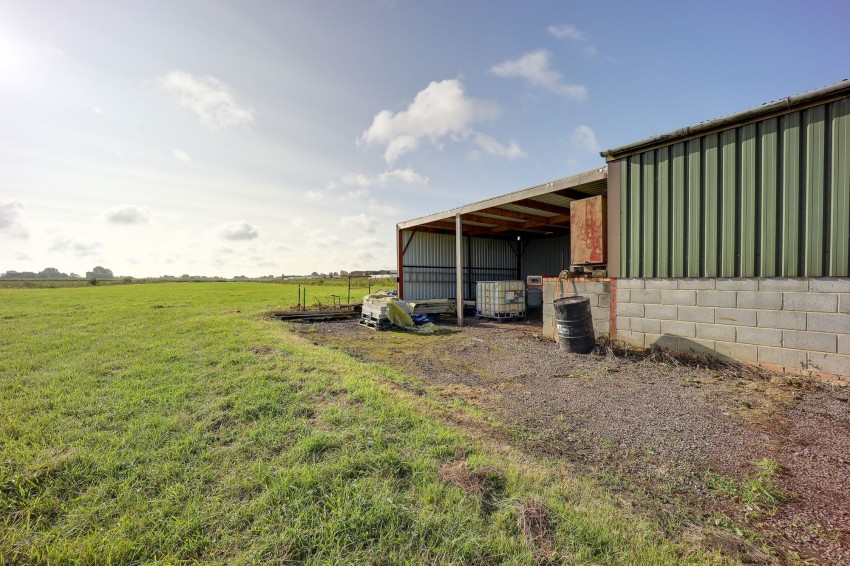 Images for Stone House Road, Upwell, PE14 EAID:4037033056 BID:1d497ef6-e698-4427-833a-3b42529ac059