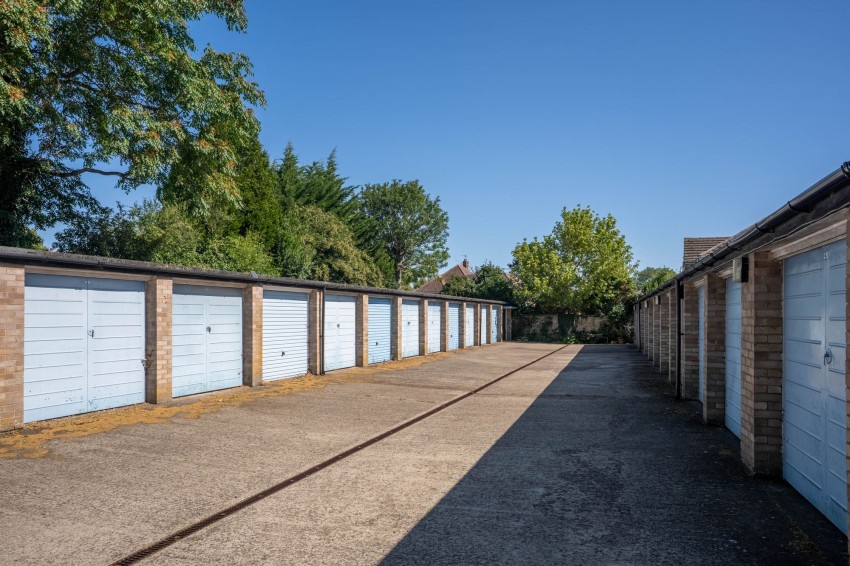 Images for Thornton Court, Girton, CB3 EAID:4037033056 BID:df7a2b8e-b283-433c-96bc-9990089caf32