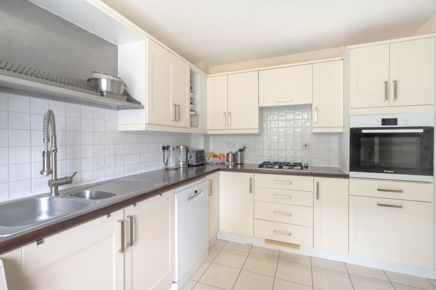 Images for Wellbrook Way, Girton, CB3 EAID:4037033056 BID:df7a2b8e-b283-433c-96bc-9990089caf32