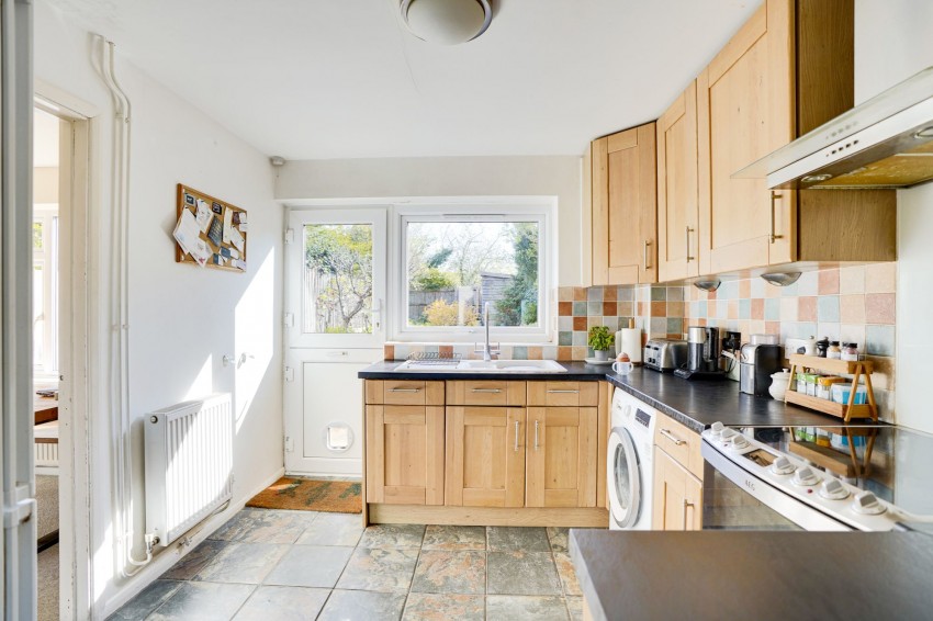 Images for High Street, Swaffham Bulbeck, CB25 EAID:4037033056 BID:e22d2fe2-cd8a-4ee5-877e-aff44adbf8aa