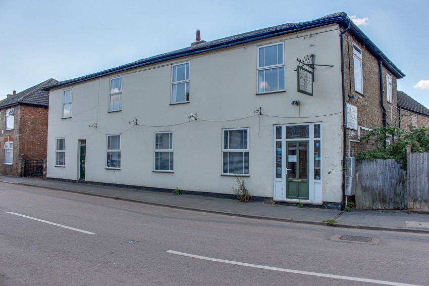 Images for Station Road, Manea, PE15 EAID:4037033056 BID:1d497ef6-e698-4427-833a-3b42529ac059