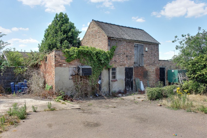 Images for Station Road, Manea, PE15 EAID:4037033056 BID:1d497ef6-e698-4427-833a-3b42529ac059