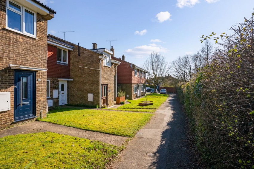 Images for Dolphin Close, Linton, CB21 EAID:4037033056 BID:2f5b1148-b901-4d34-9e72-64b6a96df570