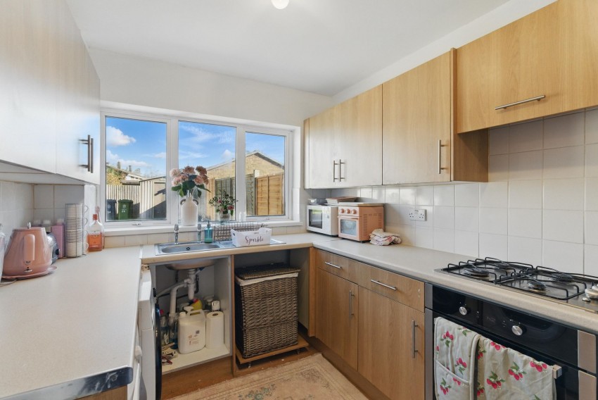 Images for Dolphin Close, Linton, CB21 EAID:4037033056 BID:2f5b1148-b901-4d34-9e72-64b6a96df570