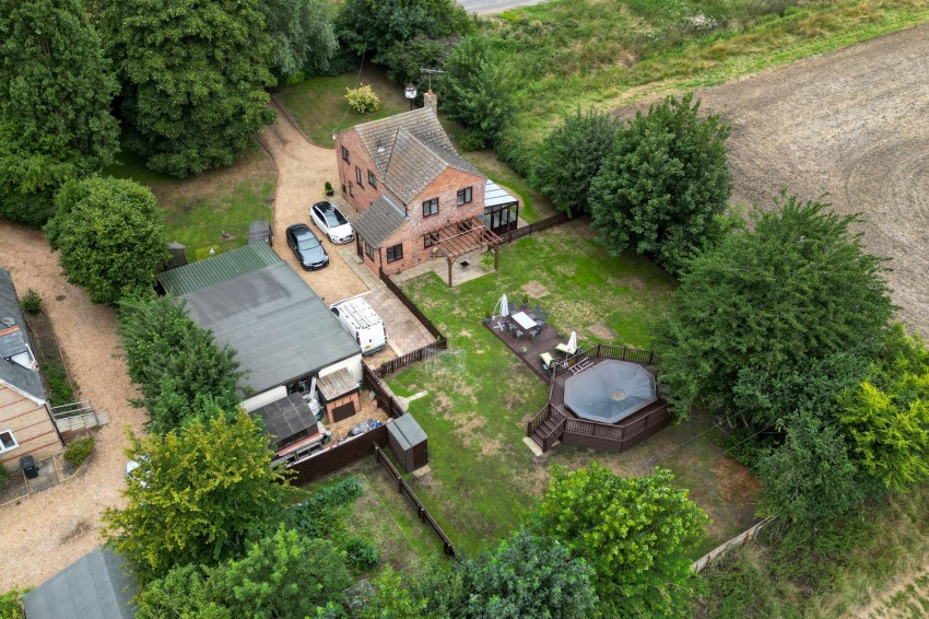 Images for Hundred Foot Bank, Littleport, CB6 EAID:4037033056 BID:d3db0e0c-3850-402c-b88b-52680bec4ac9
