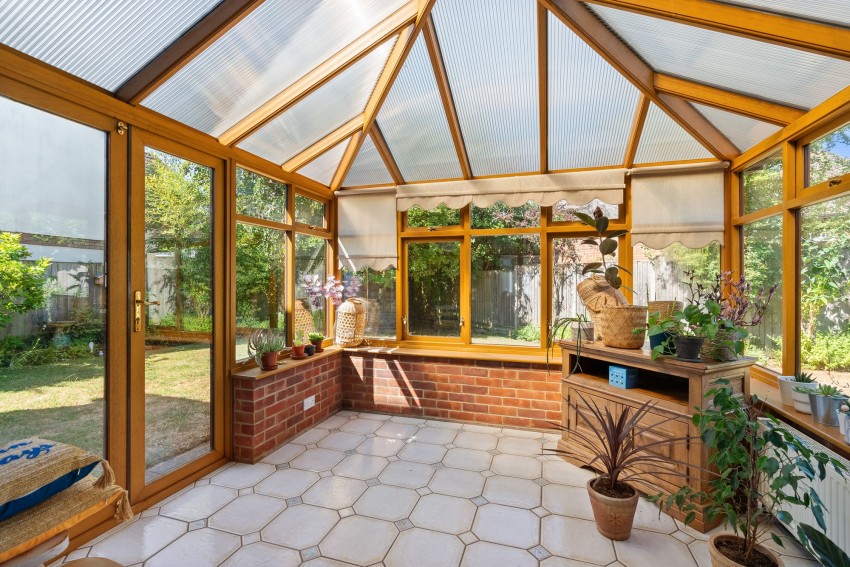 Images for Lonsdale, Linton, CB21 EAID:4037033056 BID:2f5b1148-b901-4d34-9e72-64b6a96df570