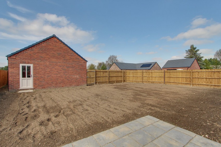 Images for Magnolia Drive, Chapel Drove, PE12 EAID:4037033056 BID:1d497ef6-e698-4427-833a-3b42529ac059