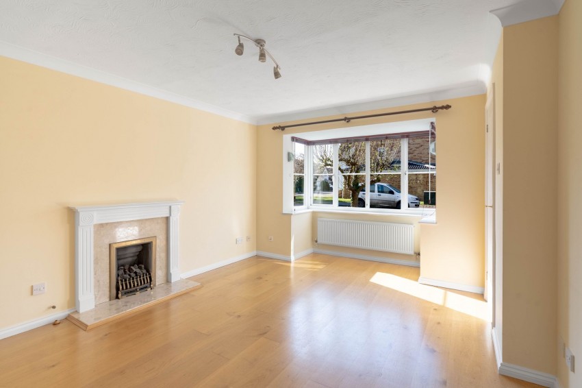 Images for Saxon Way, Willingham, CB24 EAID:4037033056 BID:e9c2a2d5-4edb-4404-af16-967a1de68210
