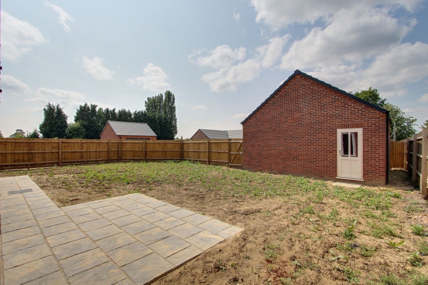 Images for Magnolia Drive, Chapel Drove, PE12 EAID:4037033056 BID:1d497ef6-e698-4427-833a-3b42529ac059