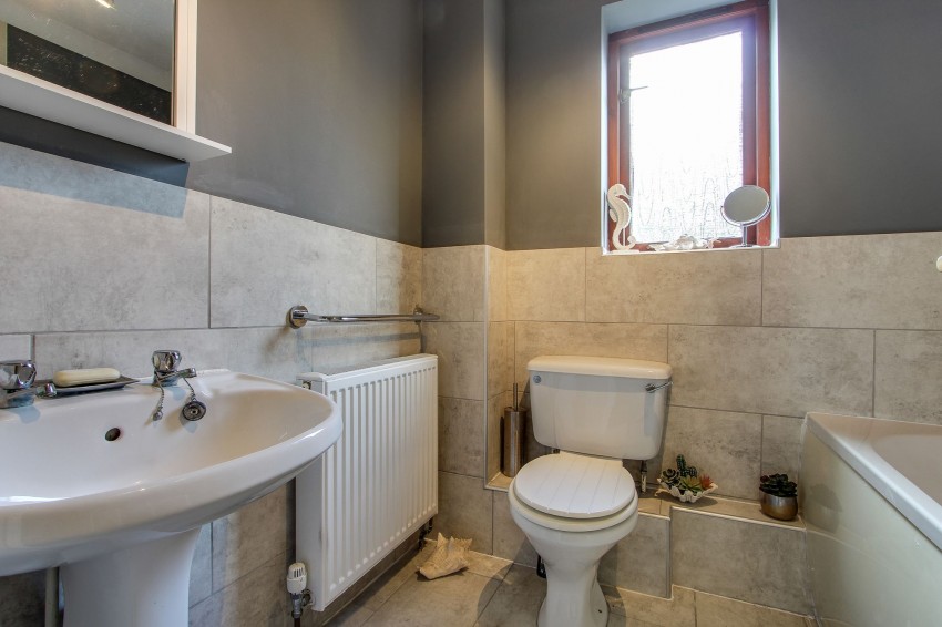 Images for Churchfield Way, Wisbech St. Mary, PE13 EAID:4037033056 BID:1d497ef6-e698-4427-833a-3b42529ac059