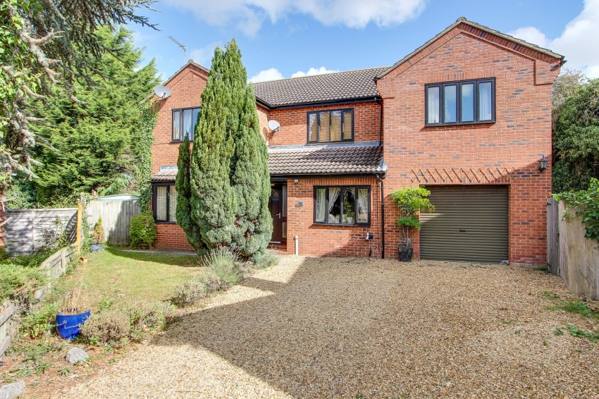 Images for Churchfield Way, Wisbech St. Mary, PE13 EAID:4037033056 BID:1d497ef6-e698-4427-833a-3b42529ac059