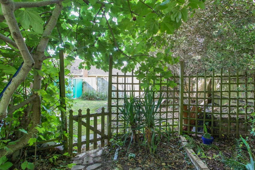 Images for Churchfield Way, Wisbech St. Mary, PE13 EAID:4037033056 BID:1d497ef6-e698-4427-833a-3b42529ac059