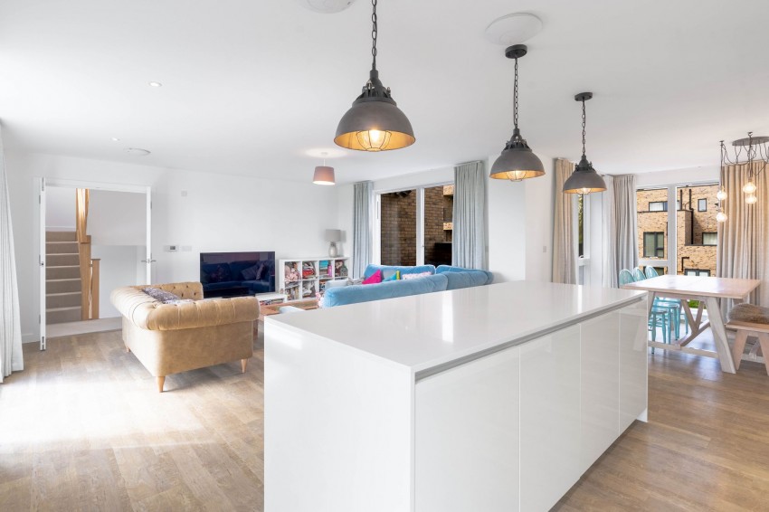 Images for Overhill Close, Trumpington, CB2 EAID:4037033056 BID:df7a2b8e-b283-433c-96bc-9990089caf32