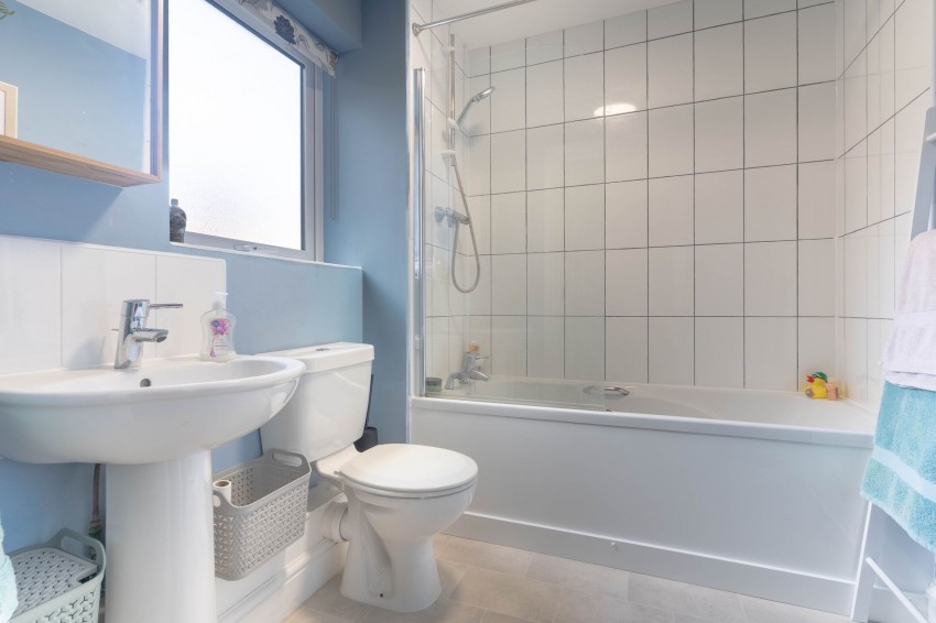 Images for Woodhead Drive, Cambridge, CB4 EAID:4037033056 BID:df7a2b8e-b283-433c-96bc-9990089caf32