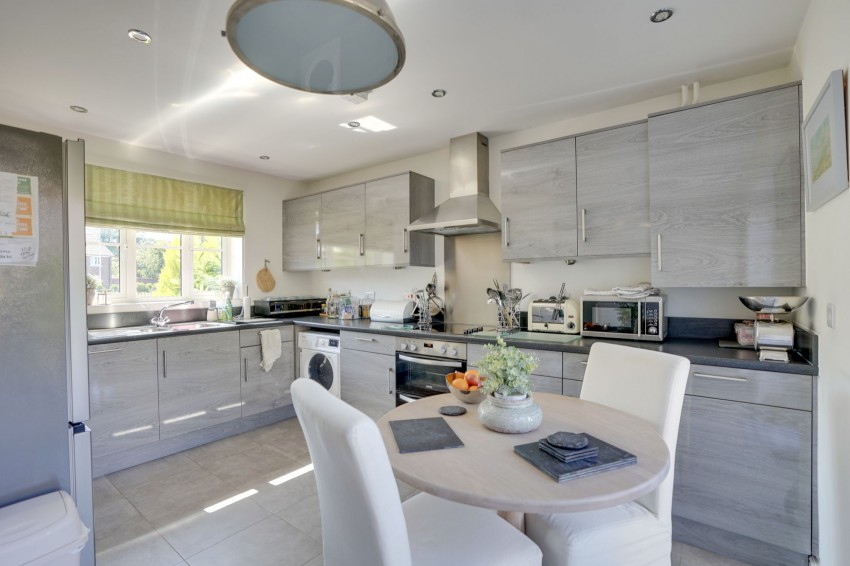 Images for St. Marys Road, Kentford, CB8 EAID:4037033056 BID:e22d2fe2-cd8a-4ee5-877e-aff44adbf8aa